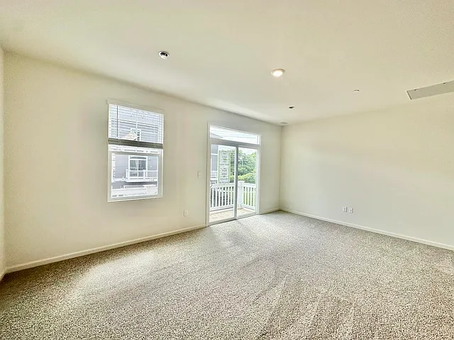 2267 Glacier St — Photo 10