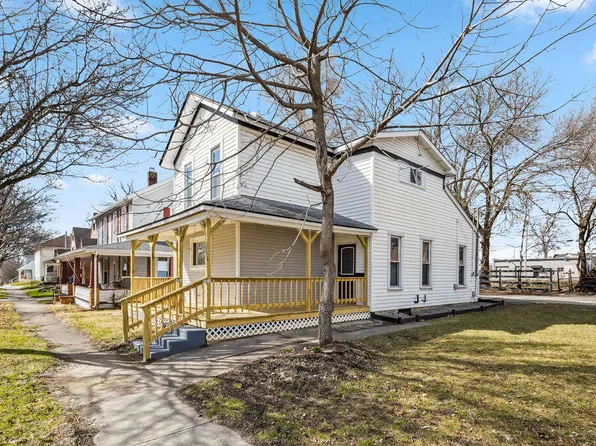 118 W Auburn Ave, Bellefontaine, OH 43311