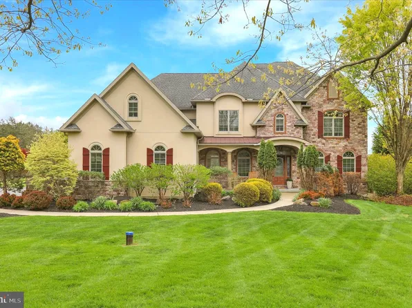 3 Beechwood Dr, Shoemakersville, PA 19555