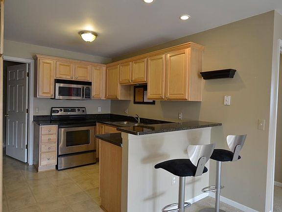 5th image of 5571 Twin Oaks Dr