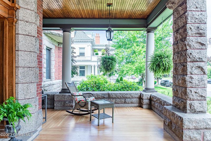 4th image of 56 Union Avenue APT 3