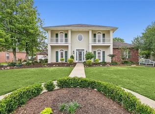 186 Lakewood Estates Dr, New Orleans, LA 70131
