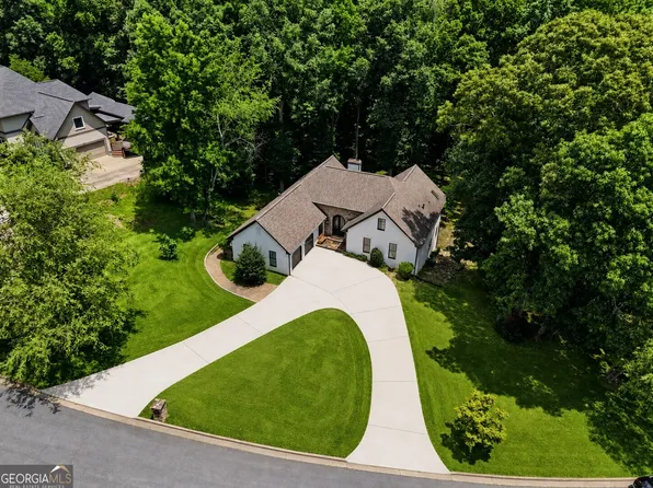 3325 Sweetwater Dr, Cumming, GA 30041