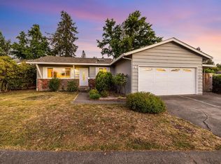1566 Shay Ave, Santa Rosa, CA 95401