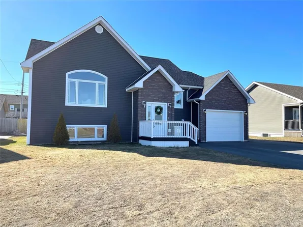 16 Ivany's Road, Grand Falls-Windsor, NL A2B0A9