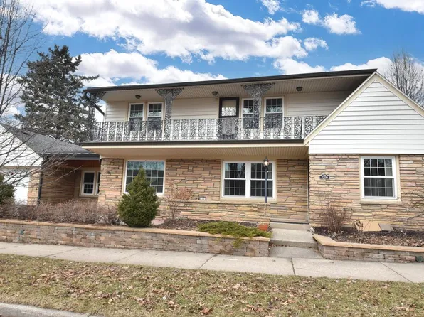 7200 West Locust STREET, Milwaukee, WI 53210