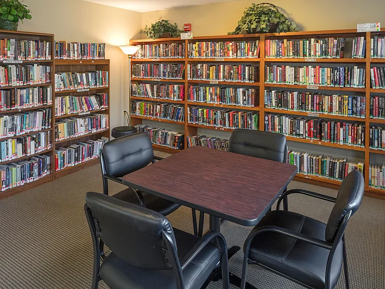 Creekside Village Retirement Residence — Photo 12