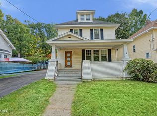 42 N Lake Ave, Troy, NY 12180