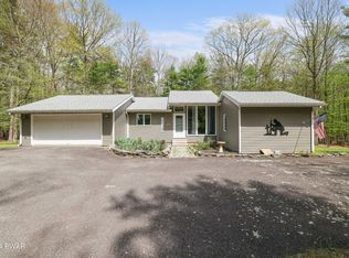154 Crane Rd, Lakeville, PA 18438