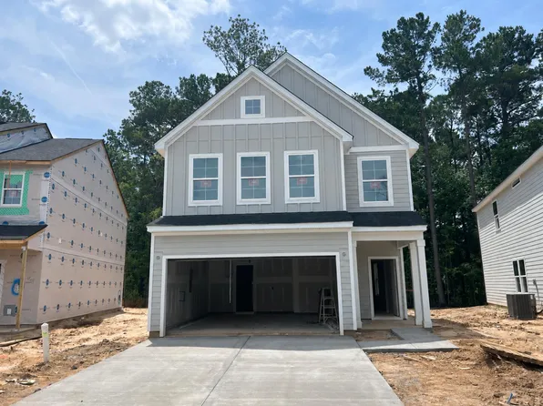 241 Central Creek Dr, Goose Creek, SC 29445