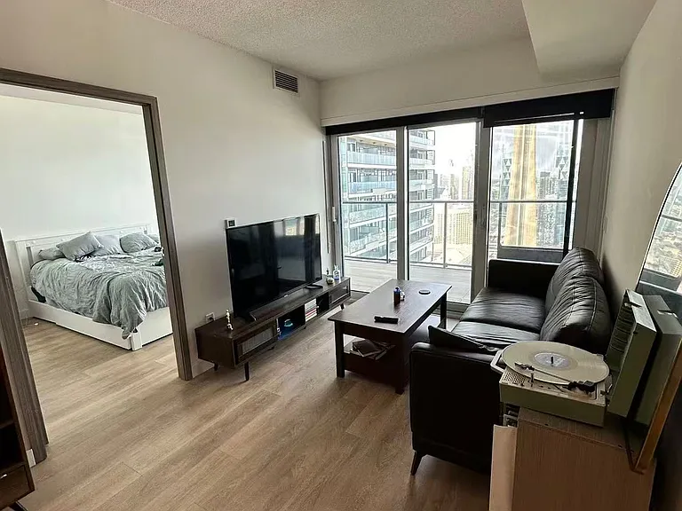 3 Concord Cityplace Way #5208 — Photo 3