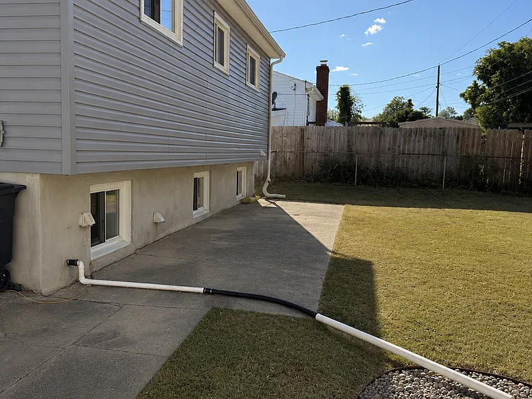 228 Williams Rd — Photo 41