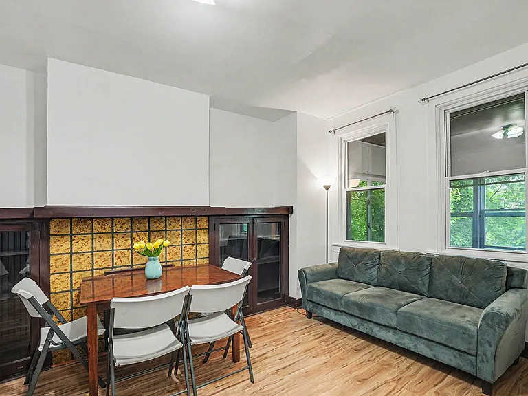 1045 Flemington St #1045 — Photo 10