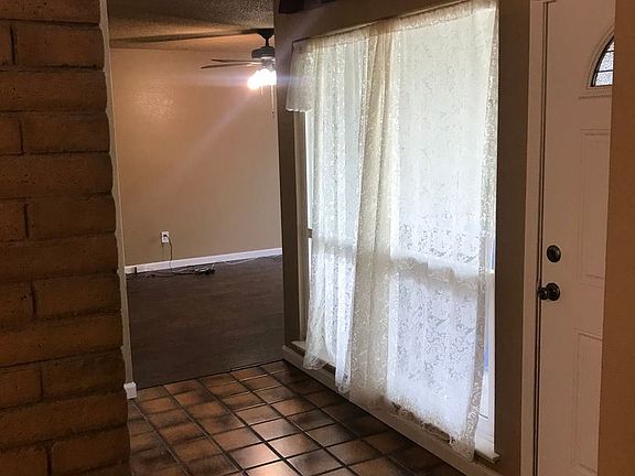 3rd image of 5033 Lion Gate Way