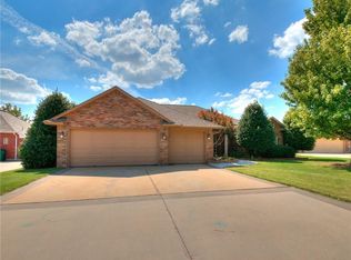 413 Palo Verde Dr, Yukon, OK 73099
