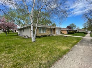 8924 Mount Pleasant Ave, Sturtevant, WI 53177