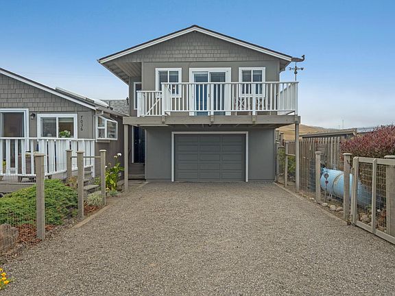3rd image of 7036 Cliff Avenue