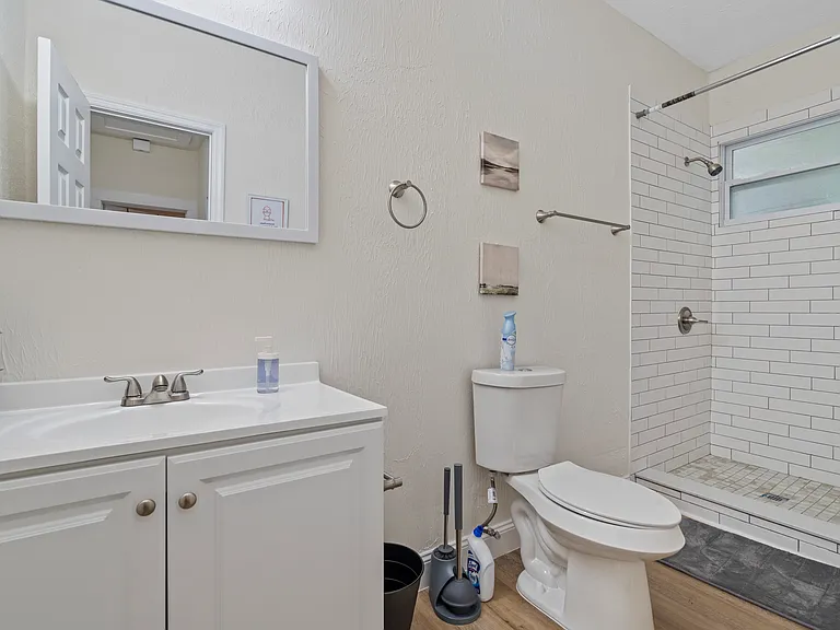 3902 E Hanna Ave — Photo 5