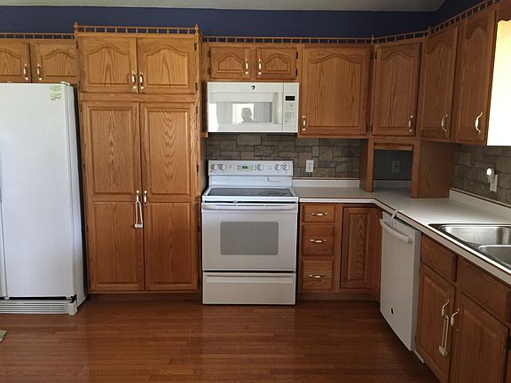 Spacious Kitchen