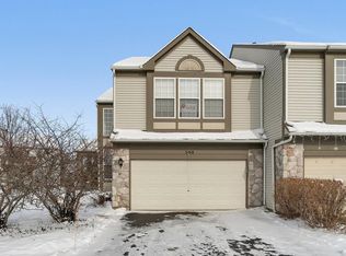 3168 Bromley Ln, Aurora, IL 60502