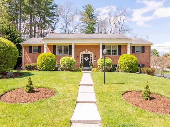 1302 Madison St, Radford, VA 24141