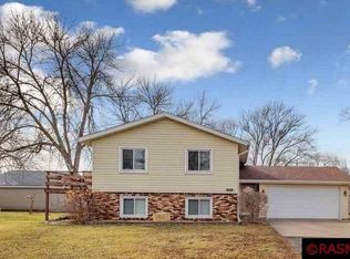 2104 7th Ave, Mankato, MN 56001