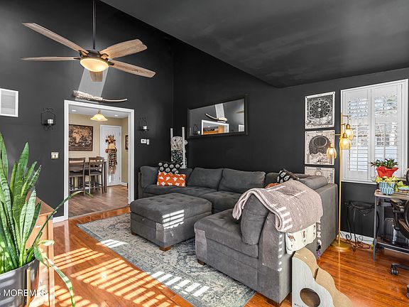 4th image of 932 Lynnwood Avenue