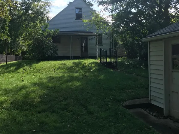 1925 Roosevelt Ave NE, Canton, OH 44705