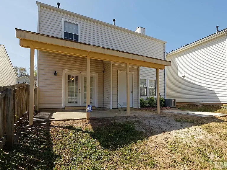 3615 Sana Ct — Photo 26