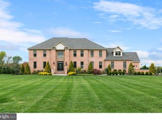 301 Bortons Landing Rd, Moorestown, NJ 08057