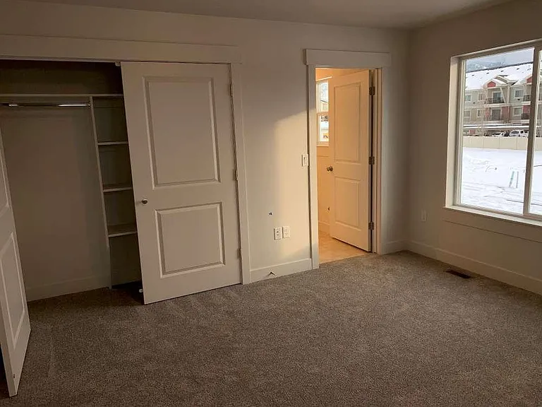 252 E 1725 N #1 — Photo 12