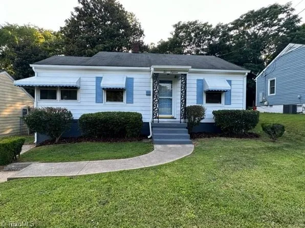 1018 Thurmond St, Winston Salem, NC 27105