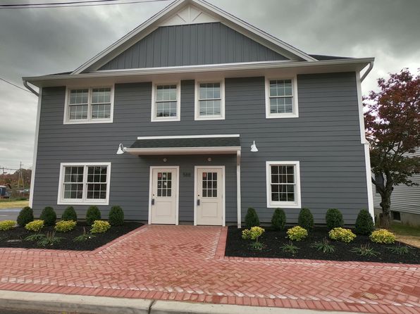 588 Springfield Ave #1
