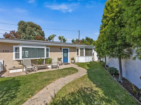 224 Pauline Pl, Costa Mesa, CA 92627