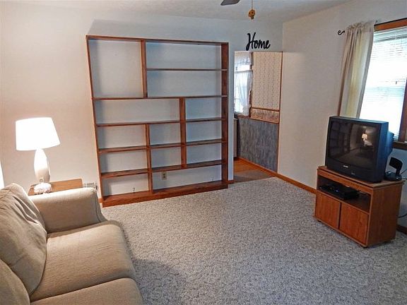 5th image of 2625 N 73rd St