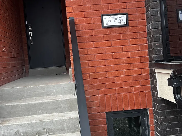 65 Romilly Ave #20 — Photo 3