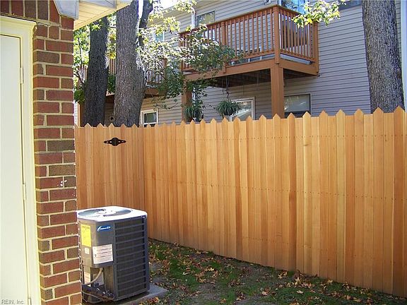 2nd image of 4737 Bay Quarter Ct