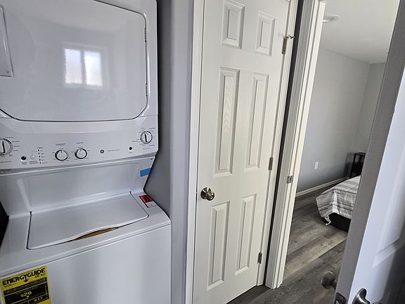 4th image of 7116 Copper Ave NE #7116