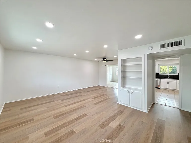 28751 Olympia Way — Photo 4