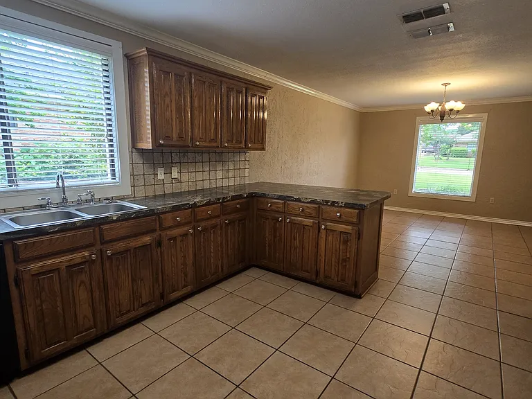 1822 Northwood Ct — Photo 14