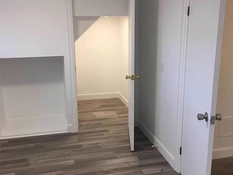 16 Onslow Ct #LOWER — Photo 9