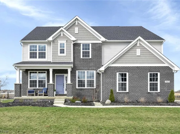 36662 W Shore Pkwy, North Ridgeville, OH 44039