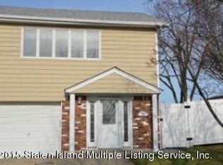 993 Armstrong Ave, Staten Island, NY