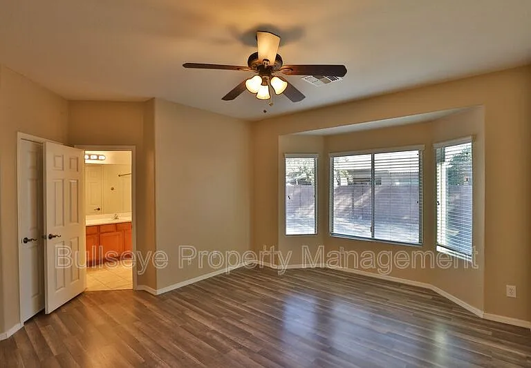 44178 W Venture Ln — Photo 18