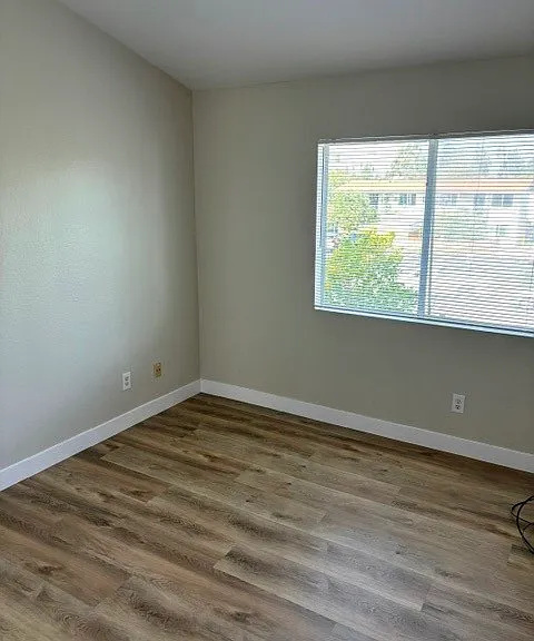 674 W Vermont Ave — Photo 16