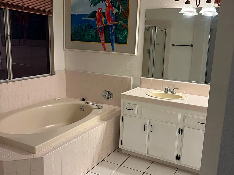 6105 Ambergrove St — Photo 12