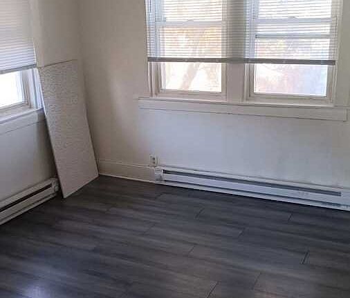 4th image of 378 W 16th St #2