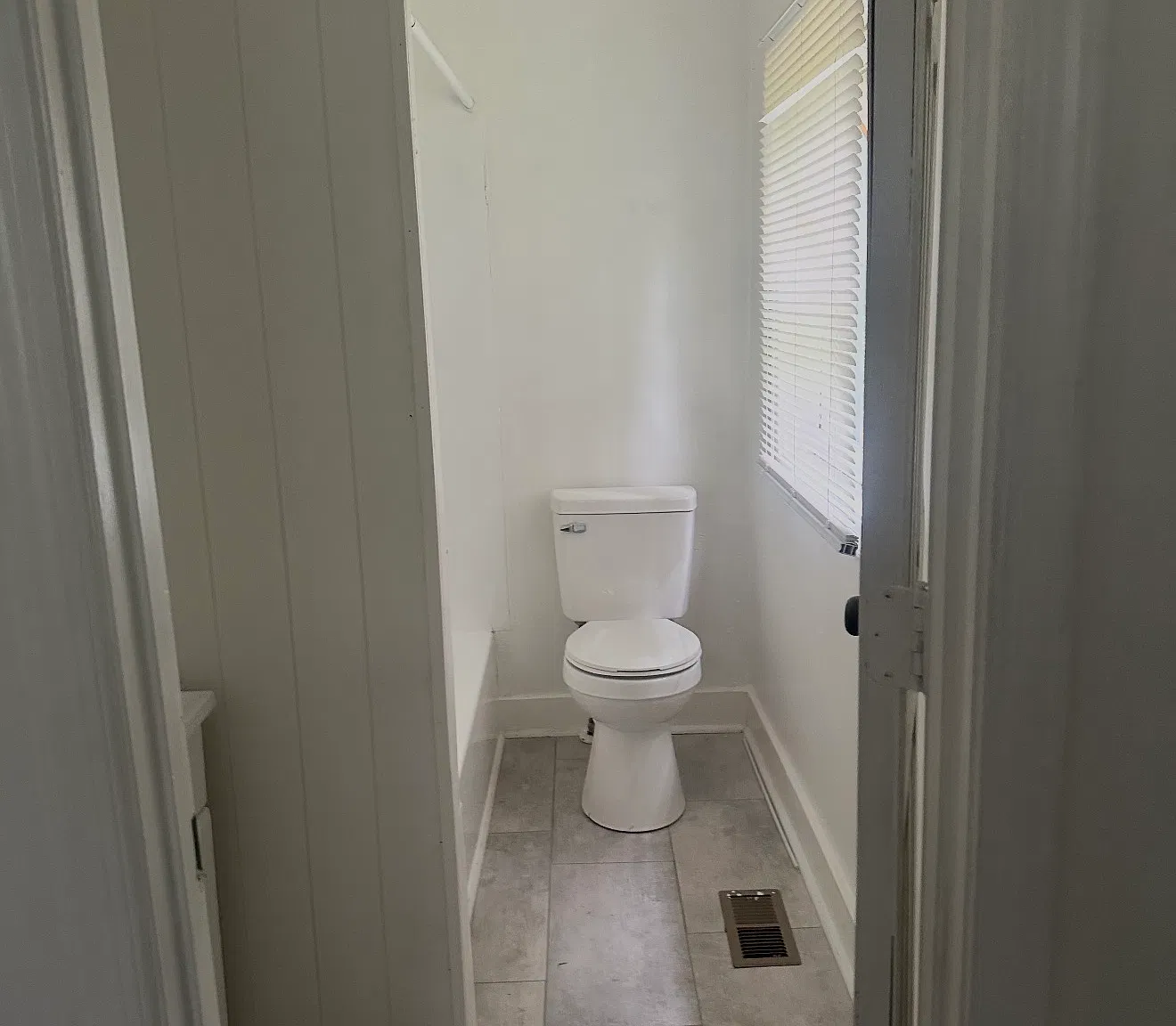 2 bed, 958 sqft, $1,050 — Photo 4
