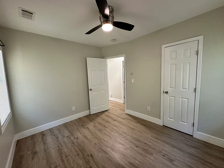 1893 Ridgeland Dr — Photo 11