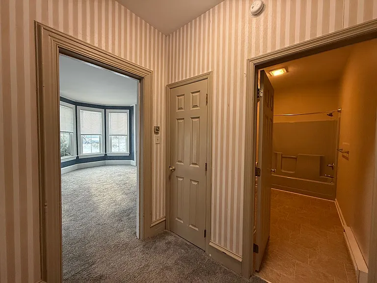137 E Pine Grove Rd #A — Photo 11